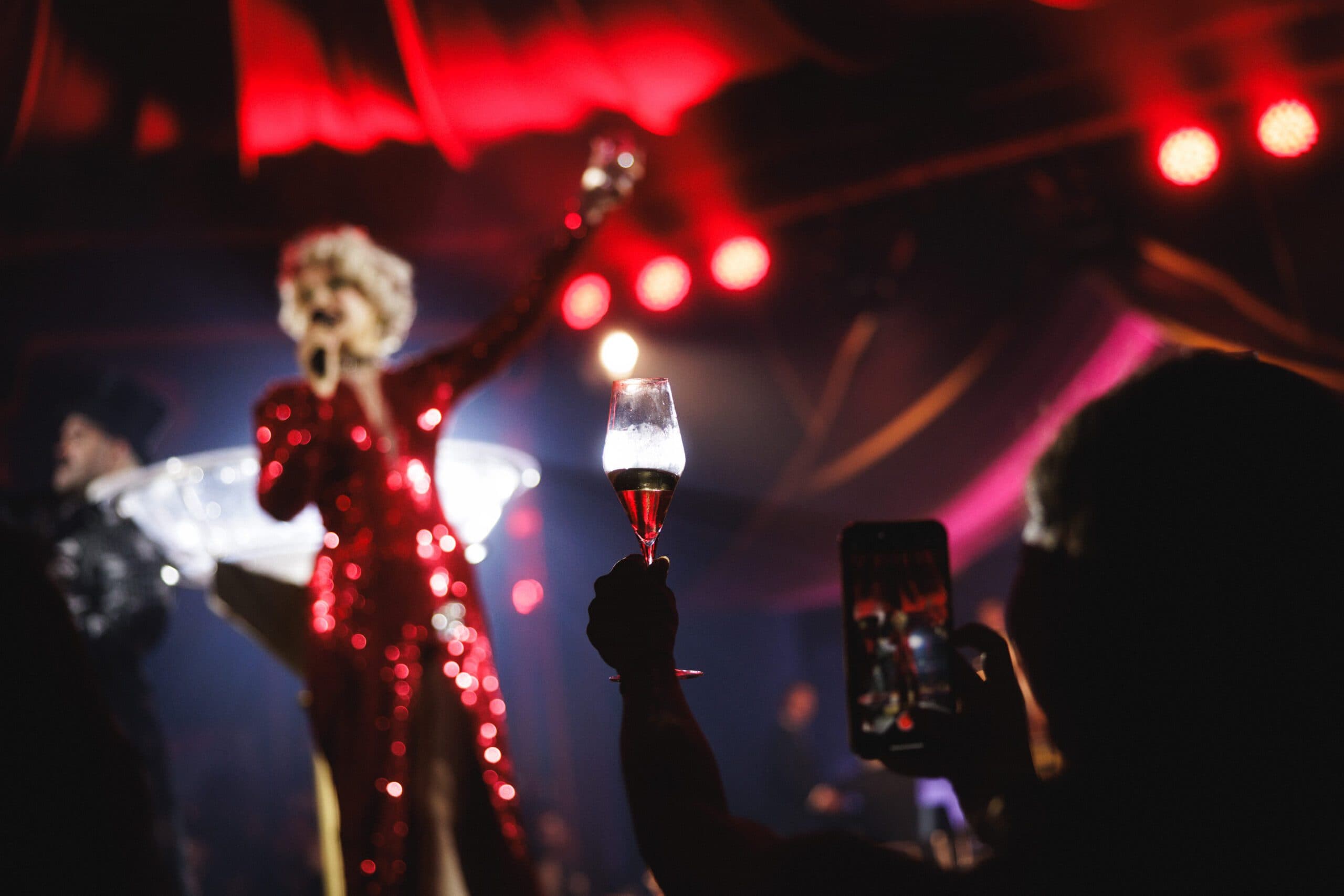 Burlesque – The art of stylish seduction 32