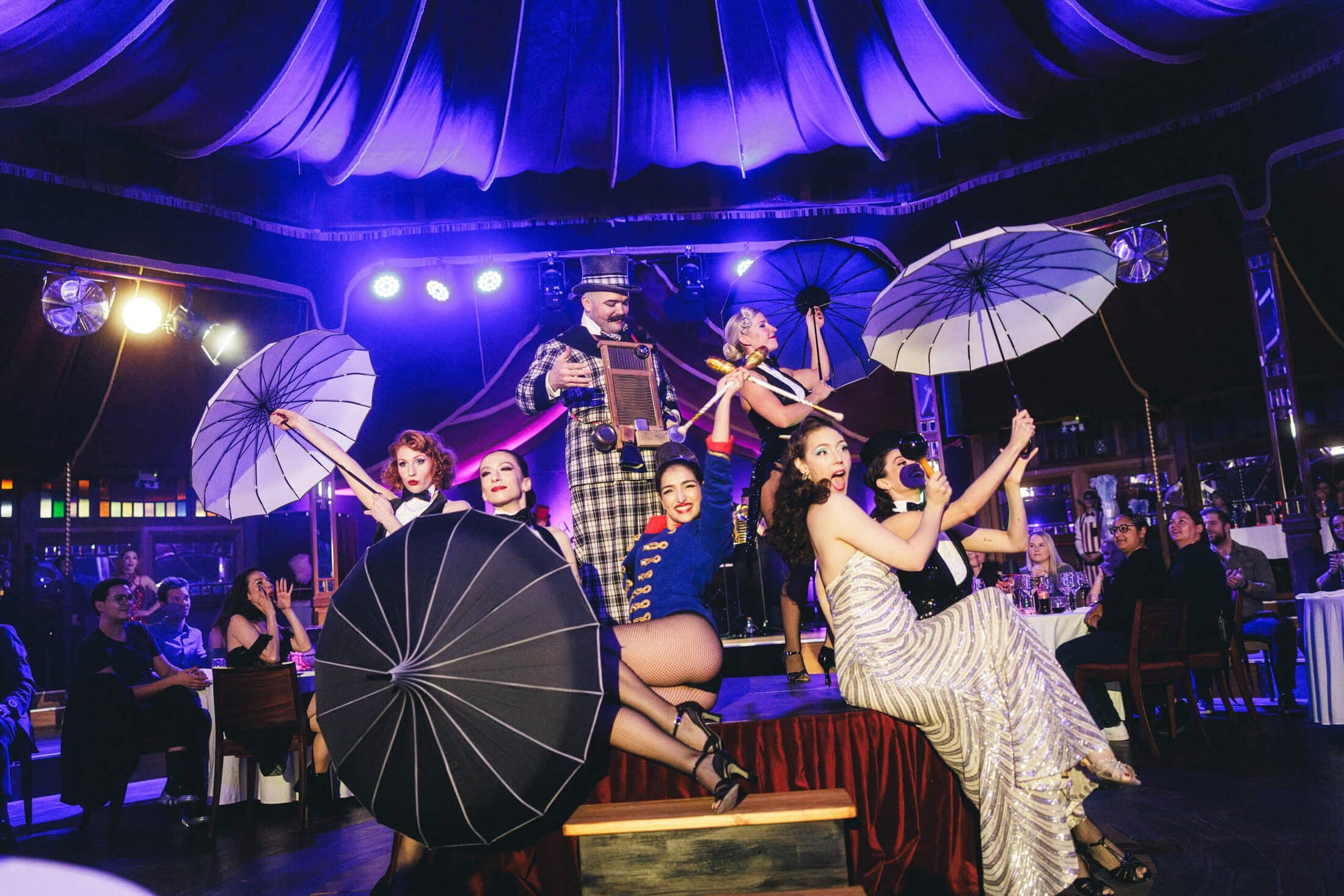 Burlesque – The art of stylish seduction 7