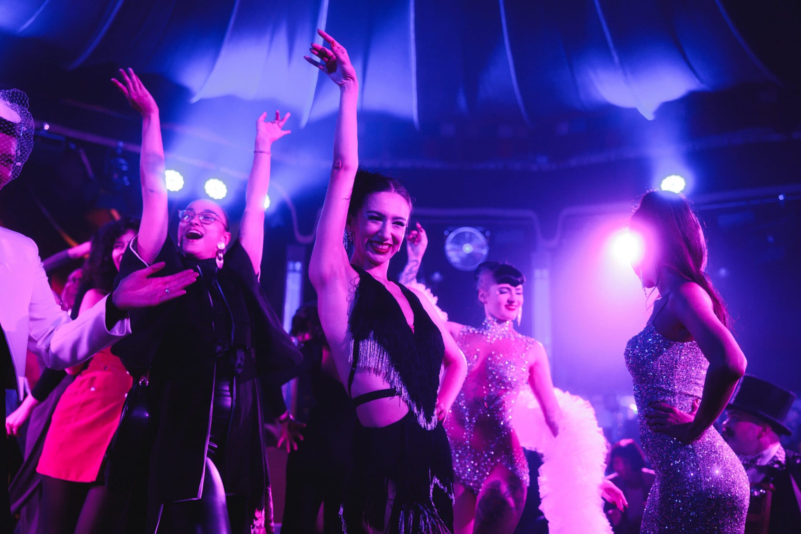 Burlesque – The art of stylish seduction 12